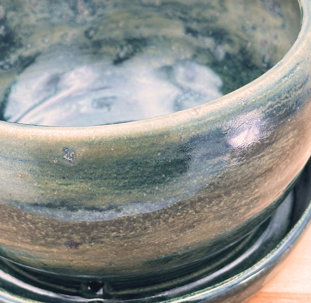 6 Inch Simple Planter With Built In Tray and Bluegreen Float Glaze Detail